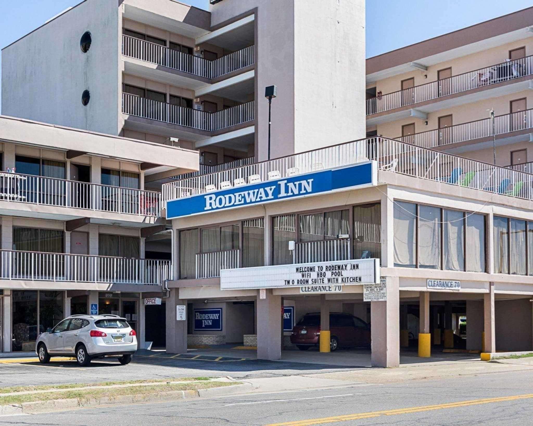 Red Roof Plus & Suites Virginia Beach - Seaside Exterior foto